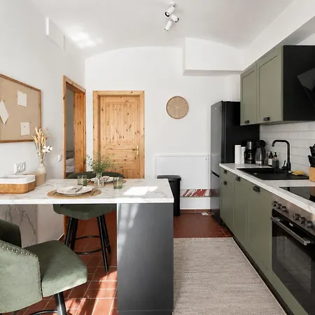 Apartament Exklusive Erdgeschosswohnung Im Romantischen Vierseitenhof Mit 3 Schlafzimmern Und 2 Baedern Drezno